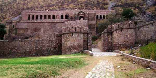 Alwar Car Rental